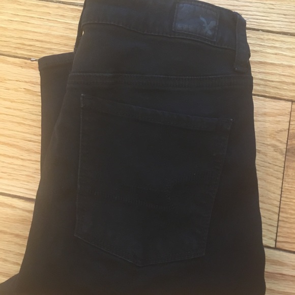American Eagle hi-rise begging super stretch black denim jeans size 4. EUC - Picture 1 of 4